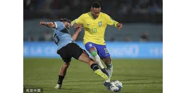 Neymar fällt mindestens die halbe Saison aus und ist außer Gefecht